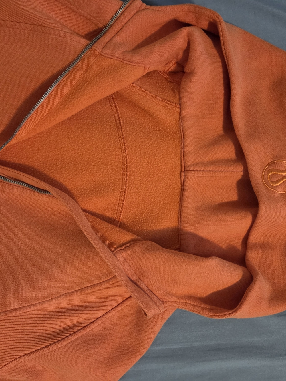 Lululemon Women's Cropped Hoodie - Picture 3 of 4